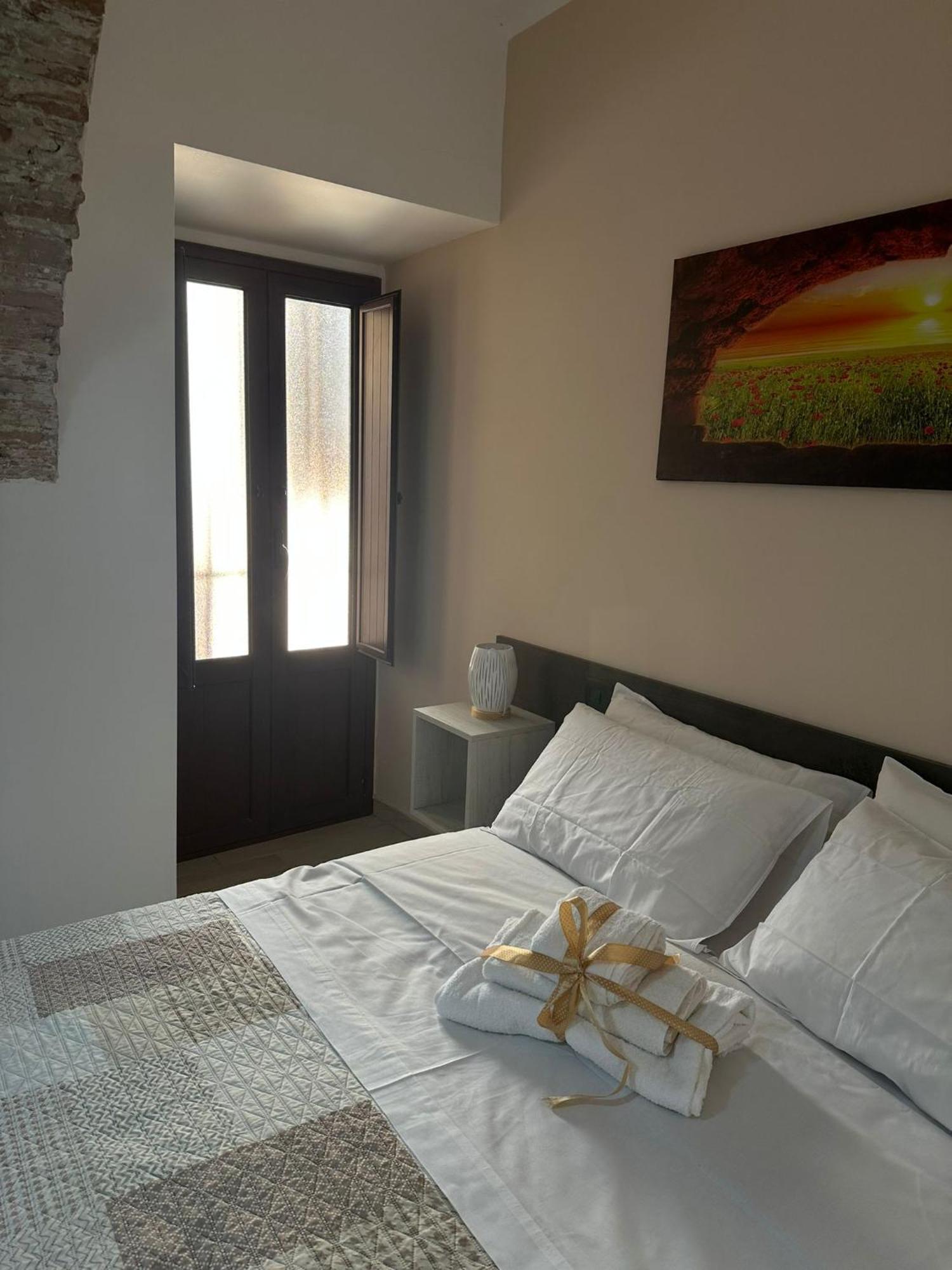 Kalgheros Luxury Rooms Agrigento Esterno foto